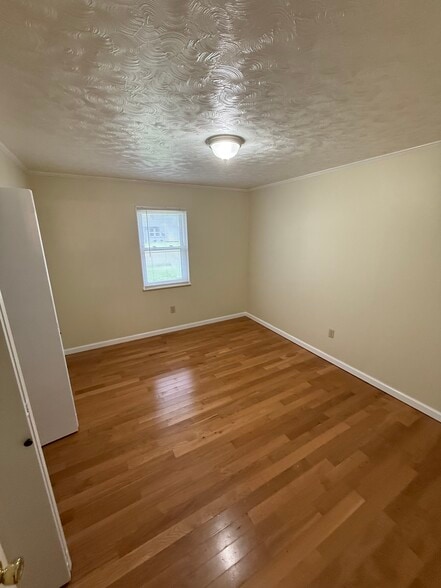 Building Photo - 320 Port William Ln