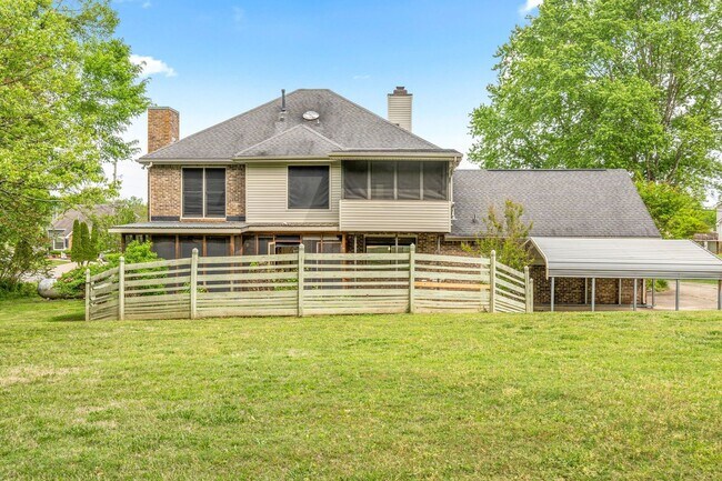 Building Photo - 108 Rolling Meadow Dr