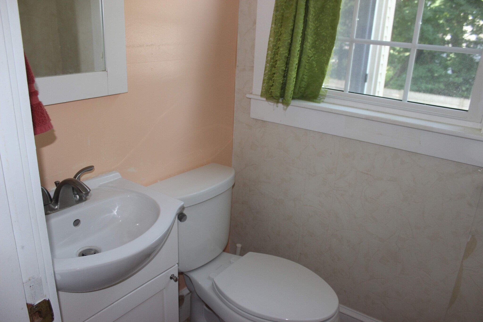 Half bath on 1st - 8 Park Ave
