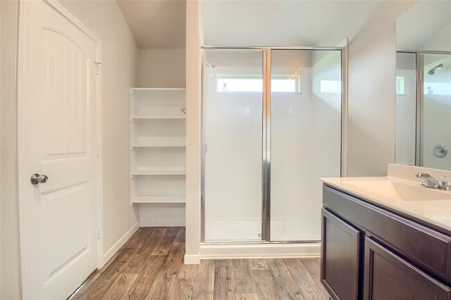 Building Photo - 102 Sulphur River Lp