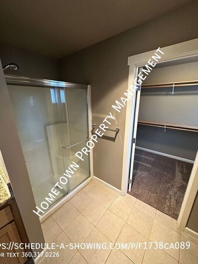 Building Photo - 7011 Prism St SE