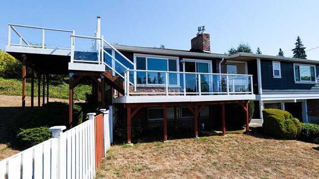 Building Photo - 4Bd/2.5Ba Edmonds House