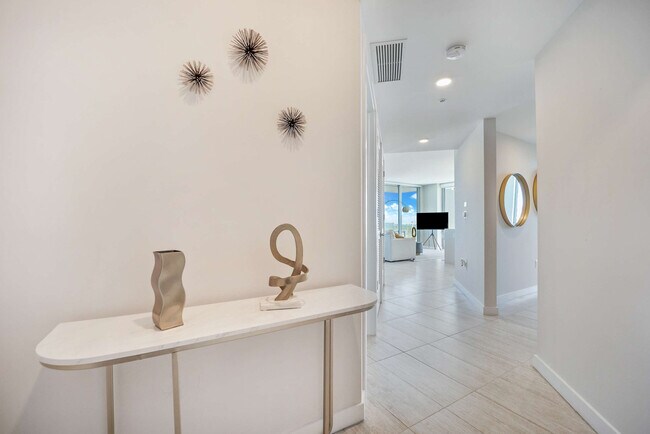 Building Photo - 3900 Biscayne Blvd