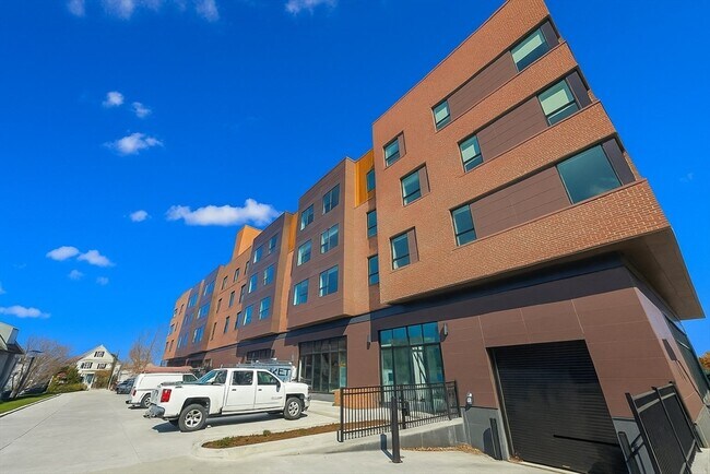 Building Photo - 45 E Central St