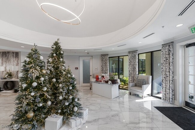 Building Photo - 8251 Grand Palm Dr