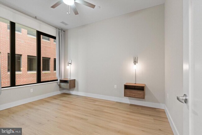Building Photo - 801 N Fairfax St
