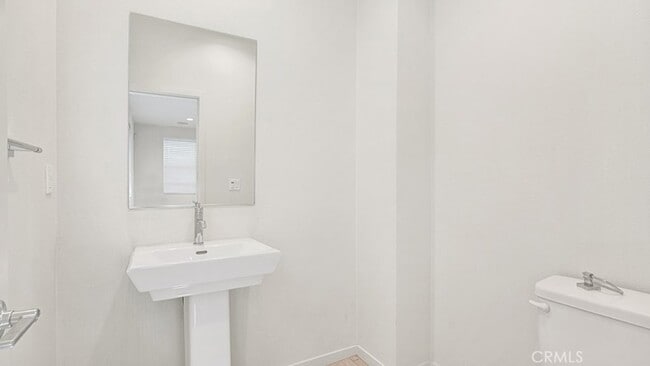 Building Photo - 137 Mirth