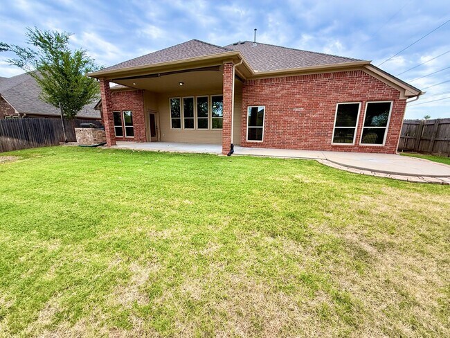 Building Photo - 4321 Carrington Ct