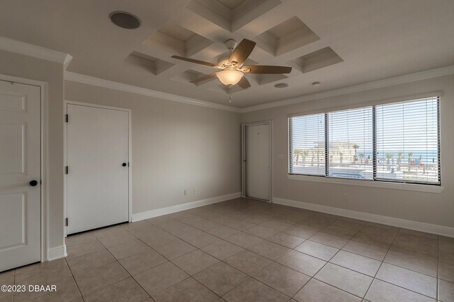 Building Photo - 3624 S Atlantic Ave