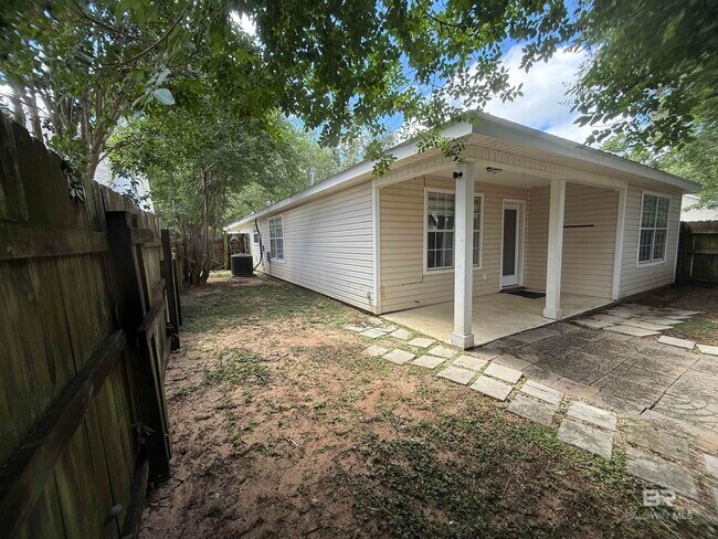 Building Photo - 106 Northchase Ct