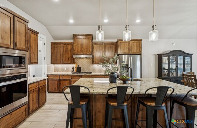 Building Photo - 3015 Whitetail Trail