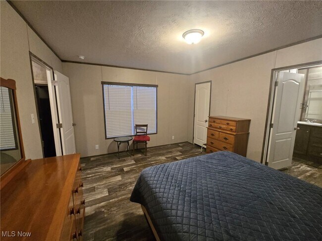 Building Photo - 2727 Finkle Hill Rd