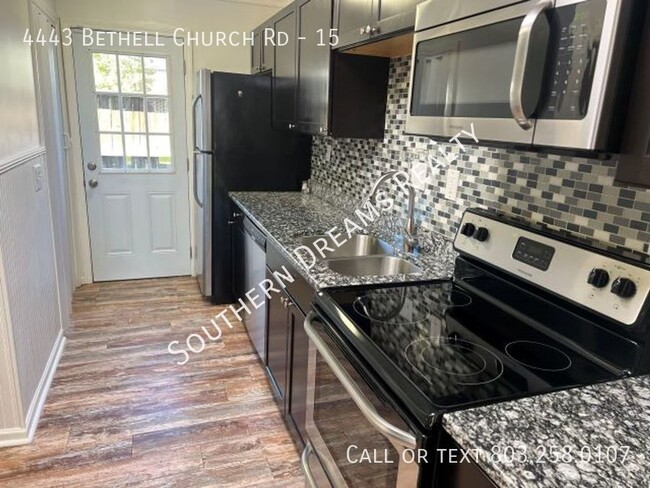 Building Photo - Renovated home in Forest Acres for rent!