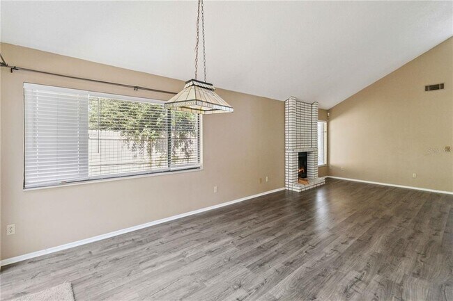 Building Photo - 610 Torrey Oaks Ct