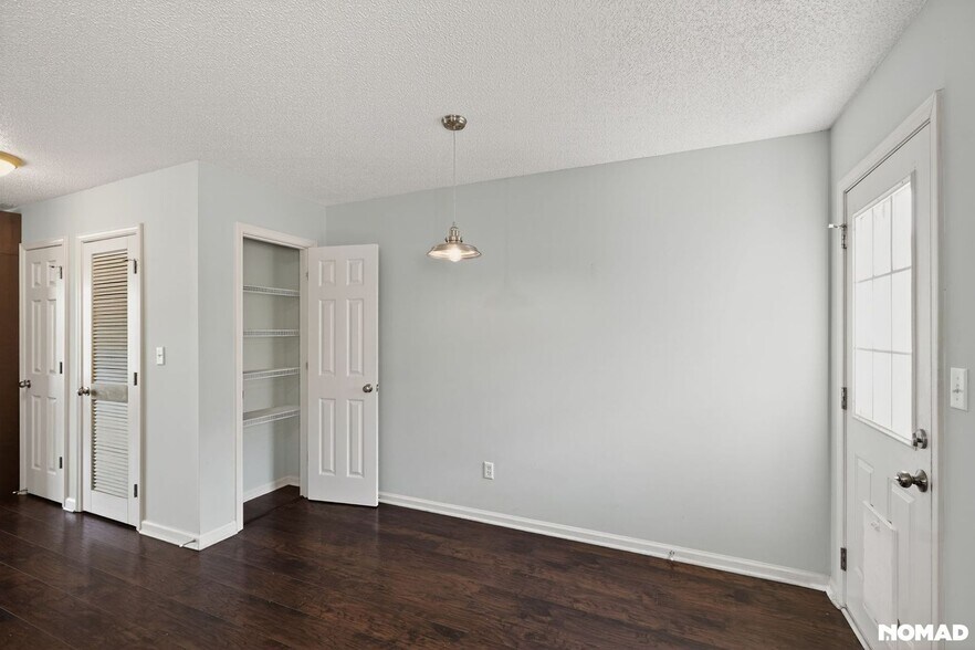 Building Photo - 38 Princeton Glen Ct