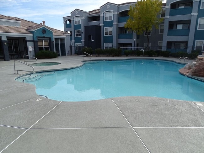 Building Photo - 6955 N Durango Dr