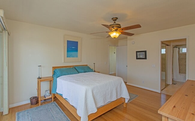 Building Photo - Carlsbad Village Furnished 2 bedroom/2 bath Long Term