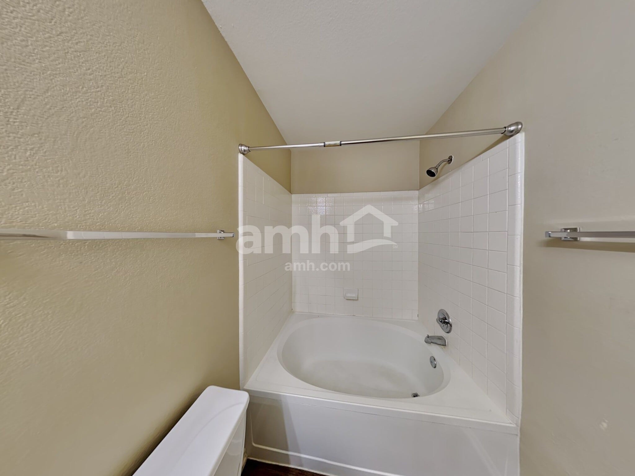 Building Photo - 1227 Deerhound Pl