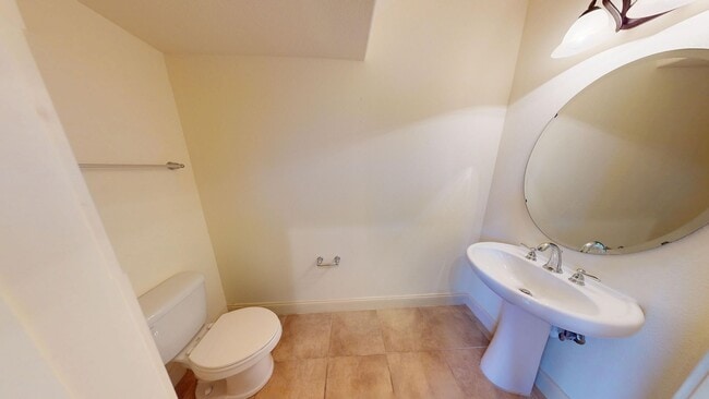 Building Photo - 4/3.5 TOWNHOME VILLA in Waterstone-Davenport