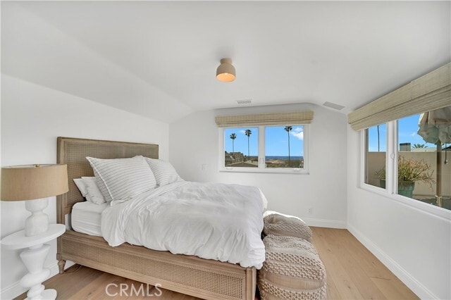 Building Photo - 412 Acacia Ave