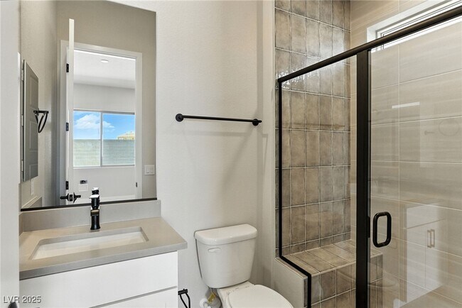 Building Photo - 10632 Rolling Vista Dr