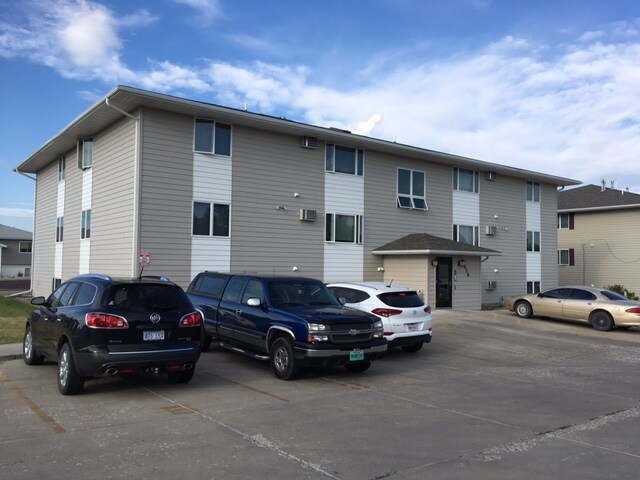 Building Photo - 1608 Palm Ct