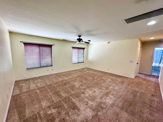 Building Photo - 33602 Magnetite St