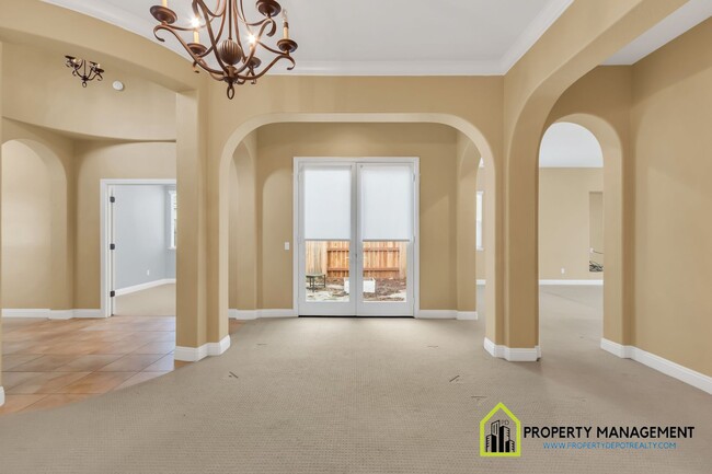 Building Photo - Exceptional Single-Story Home for Rent - 2...