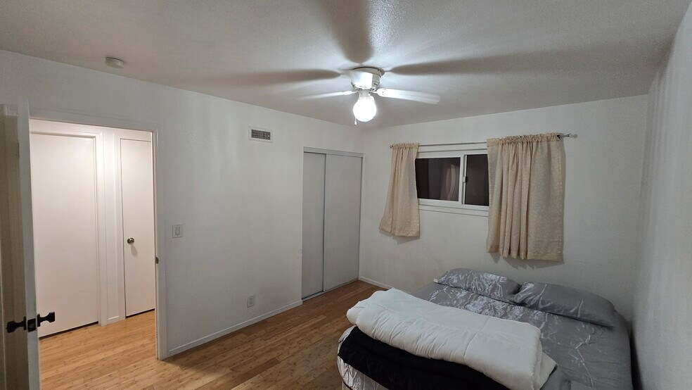 Building Photo - 11057 Dudley Way