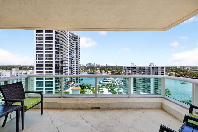 Building Photo - 101 S Fort Lauderdale Beach Blvd