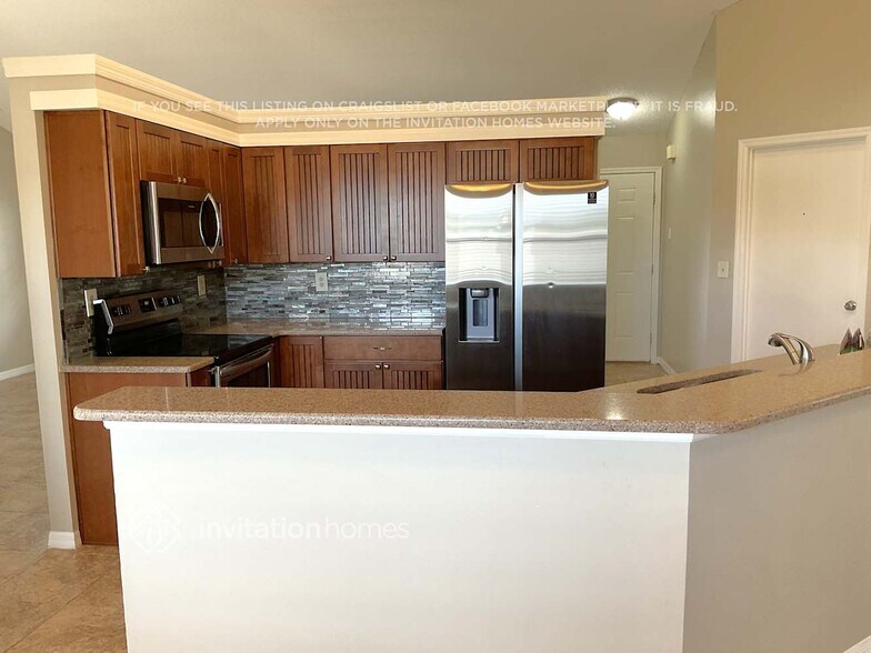 Building Photo - 785 Kara Cir