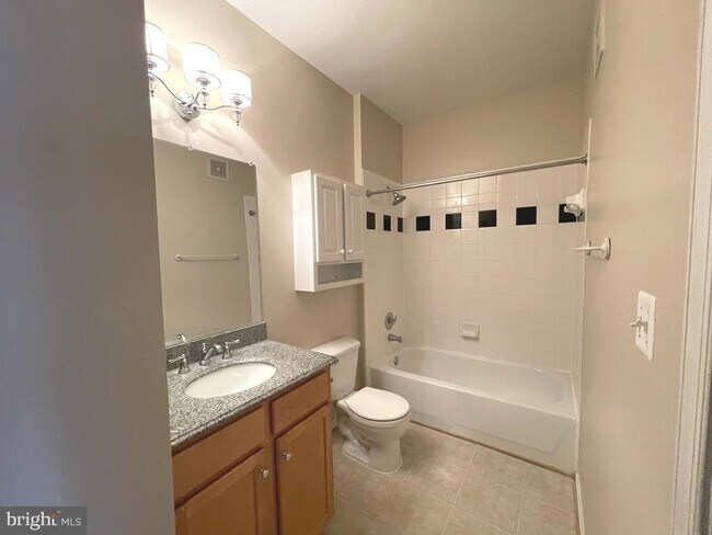 Building Photo - 5124 Brittney Elyse Cir
