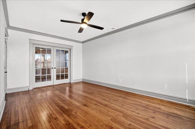 Building Photo - Pizza Prynce