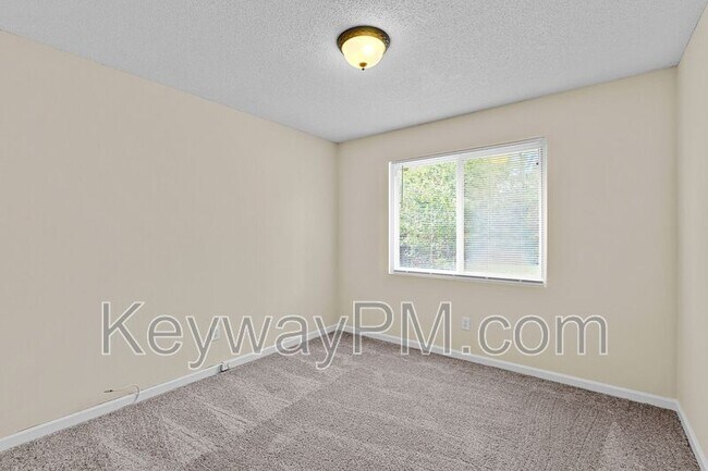 Building Photo - 3310 Wombles Ct