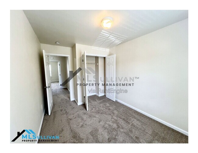 Building Photo - 5403 Danube Ln