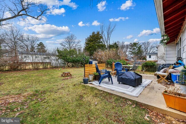 Building Photo - 11712 Seven Locks Rd