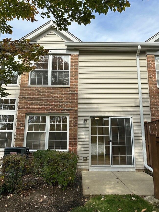 Building Photo - 2955 Belle Ln