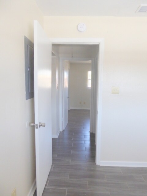 Building Photo - 3214 N 25 1/2 St