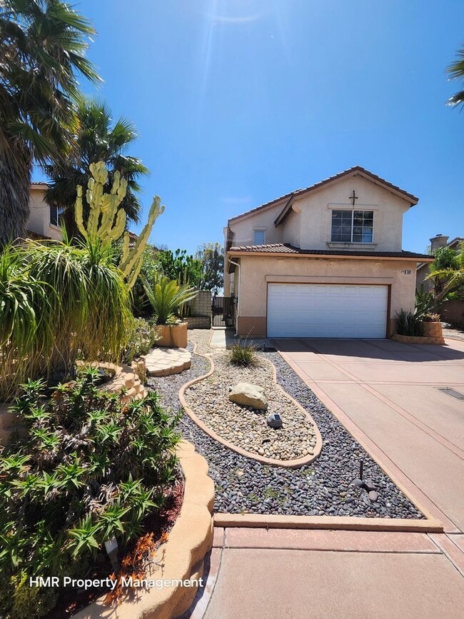 Building Photo - Beautiful two-story in Hunter's Ridge