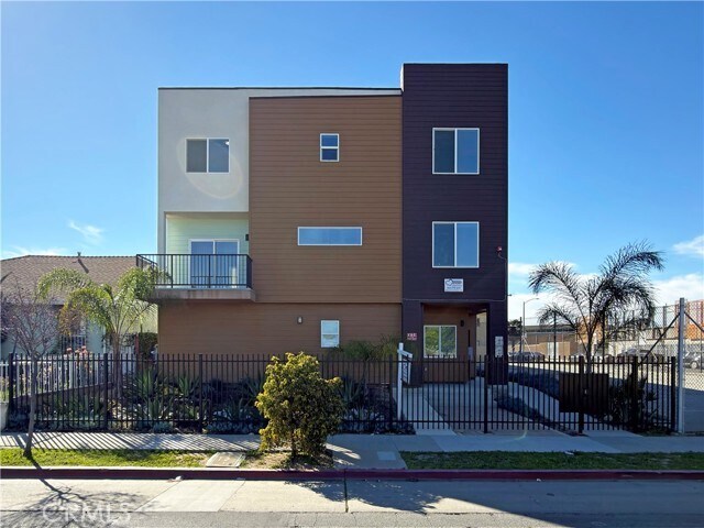 Building Photo - 1491 Atlantic Ave