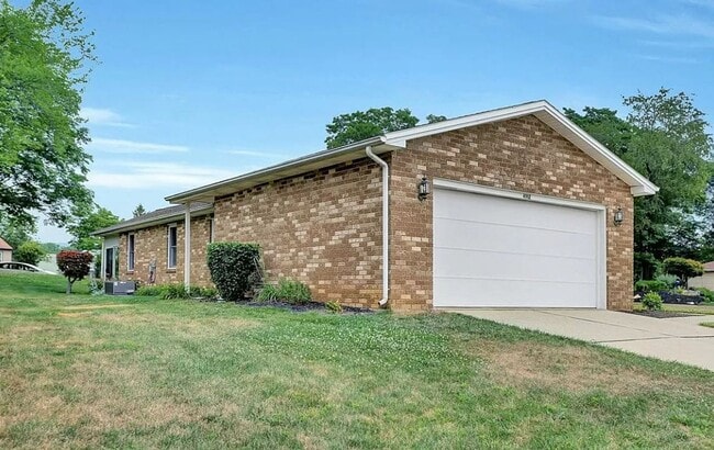 Building Photo - 4912 Follins Ct