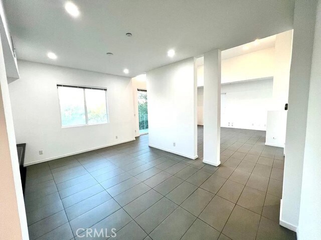 Building Photo - 5698 Como Cir