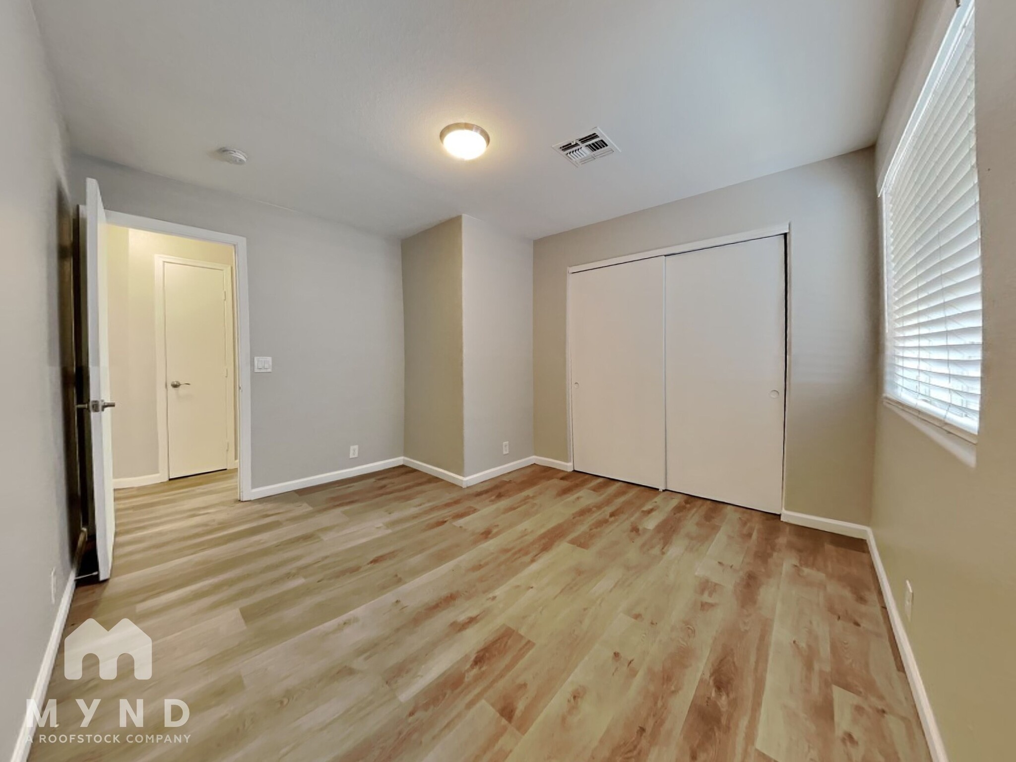 Building Photo - 4545 N 67th Ave