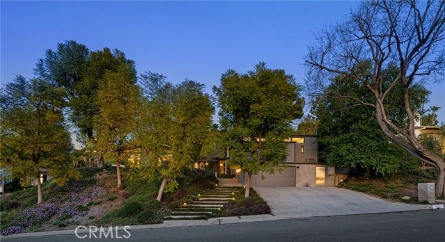 Building Photo - 4750 Poe Ave