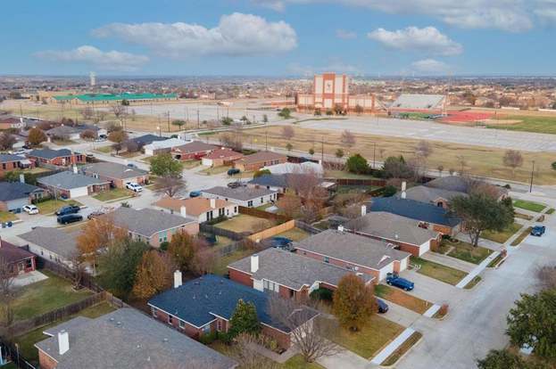 Building Photo - 1055 Port Sullivan Dr