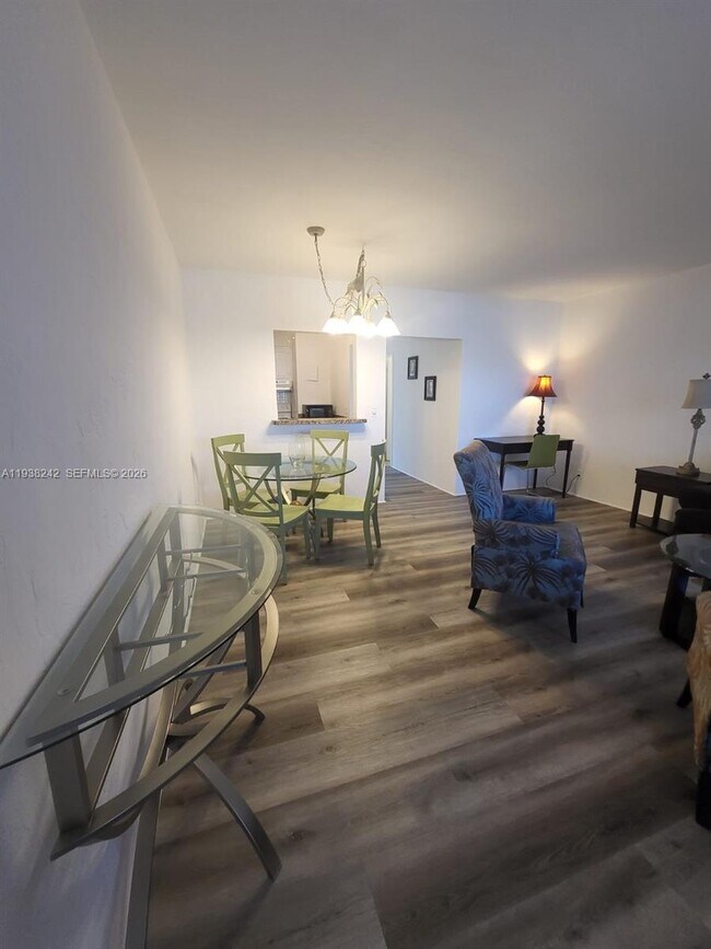 Building Photo - 600 Layne Blvd