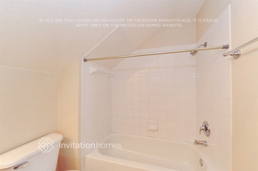 Building Photo - 15502 Tanagerpark Way