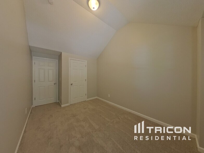 Building Photo - 1268 Winding Path Rd