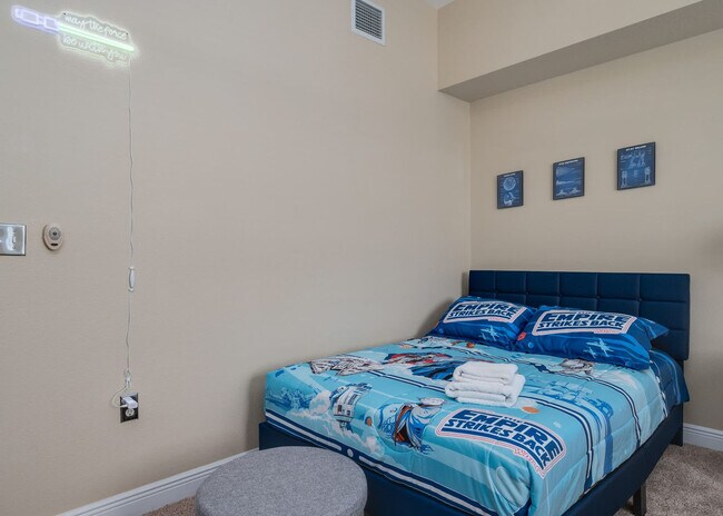 Building Photo - 7673 Heritage Crossing Way