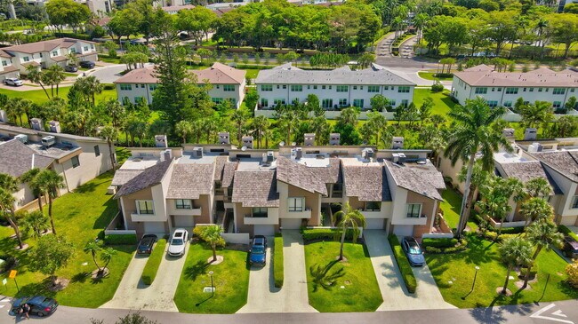 Building Photo - 22922 Ironwedge Dr